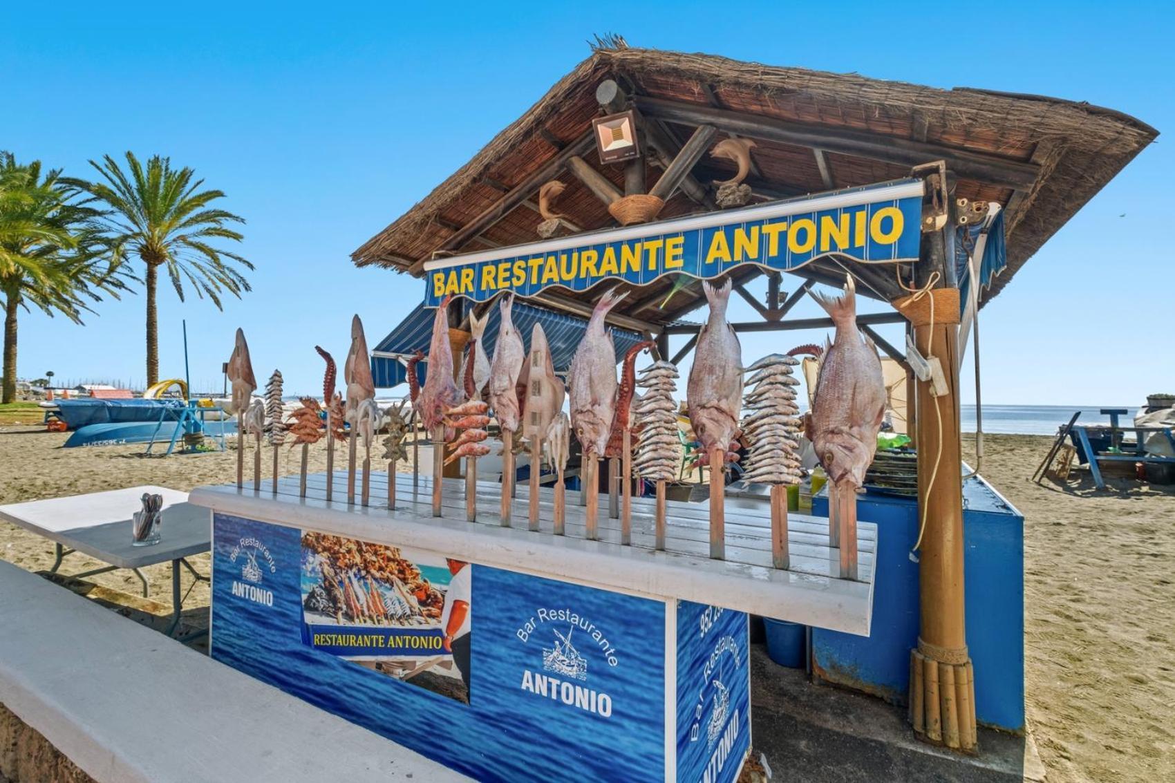 Apartamento Frente A La Playa มาลากา ภายนอก รูปภาพ