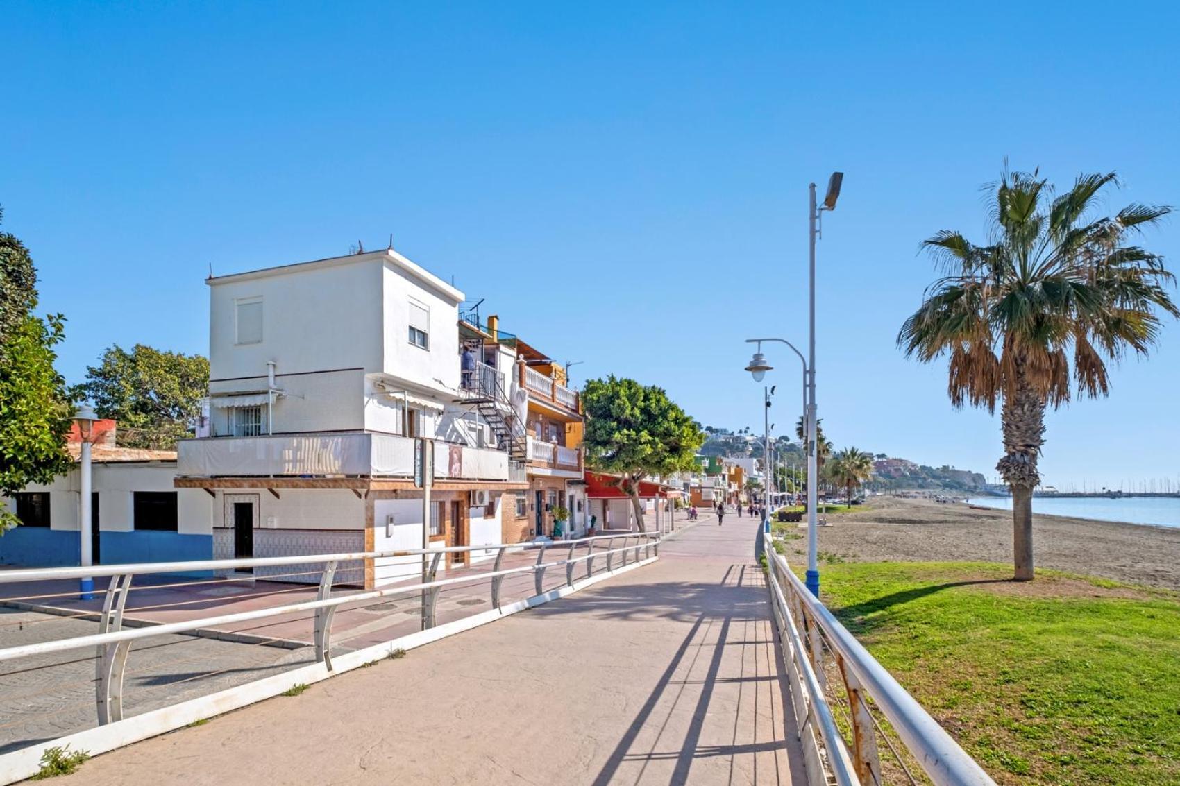 Apartamento Frente A La Playa มาลากา ภายนอก รูปภาพ
